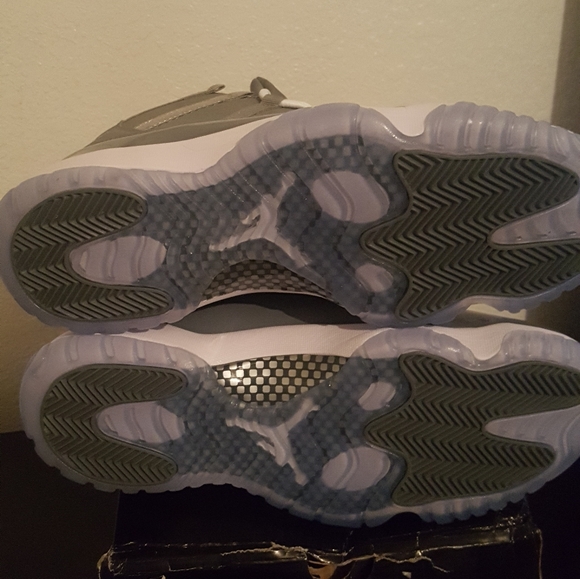 Air Jordan 11\'s Retro sz12 All Gray Brand New main image 7